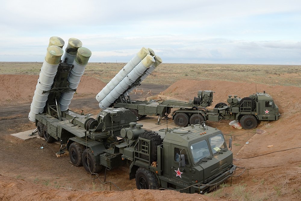 Усиление ПВО: Беларусь вооружится комплексами С-400