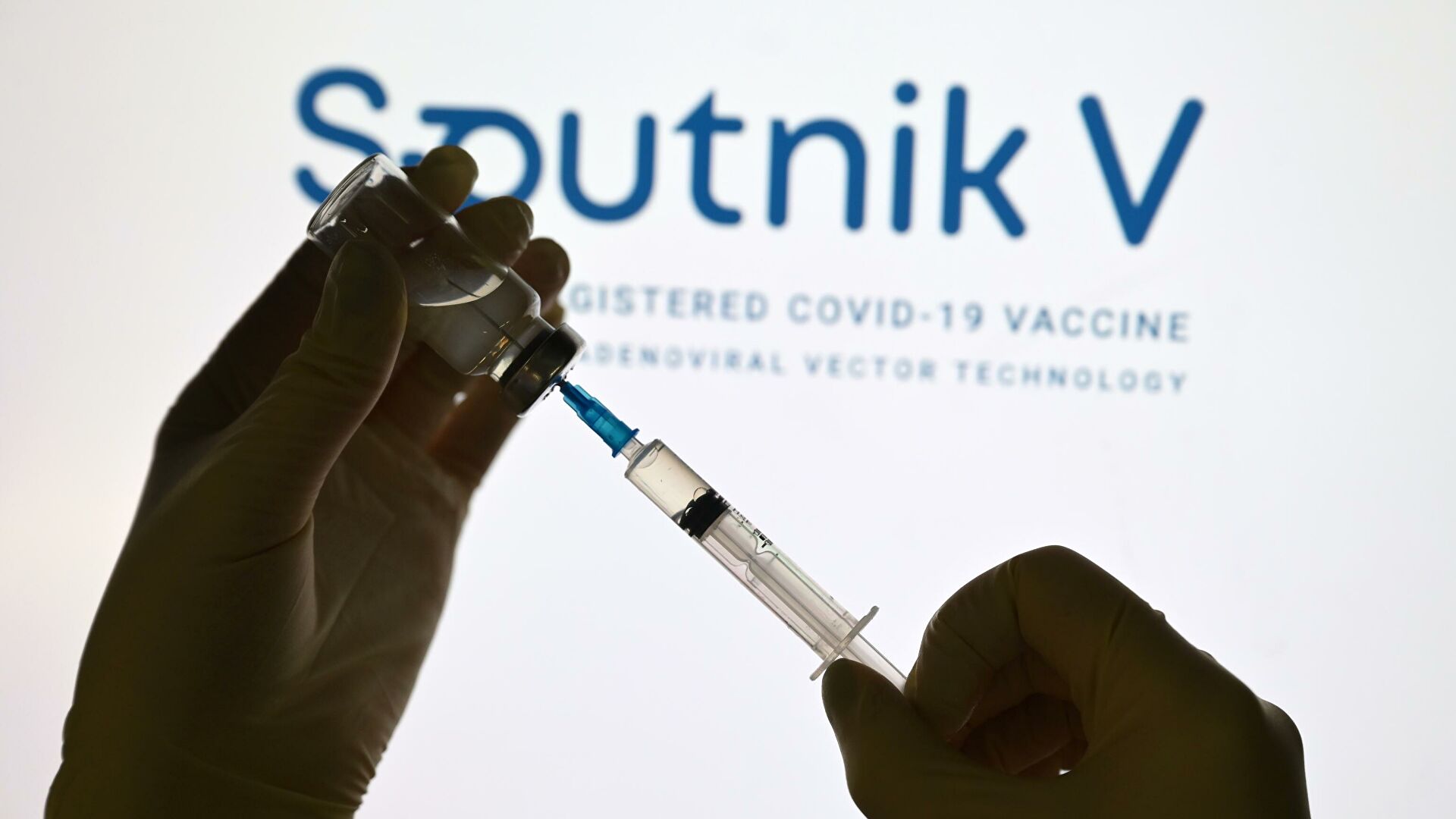 Премьер Эстонии за использования российской вакцины "Спутник V"