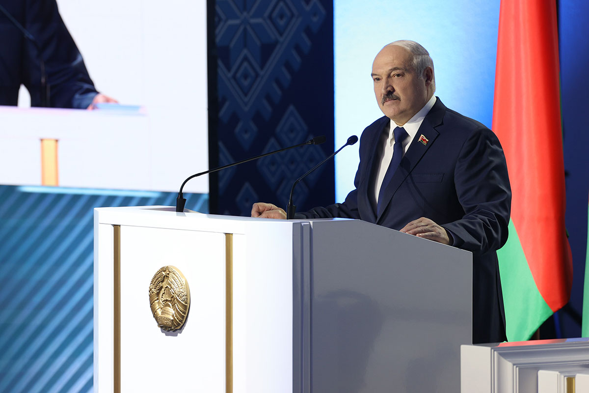 Лукашенко: Парламент определит меру наказания за массовые беспорядки