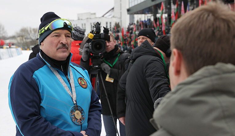 Лукашенко прокомментировал ситуацию с Национальным олимпийским комитетом