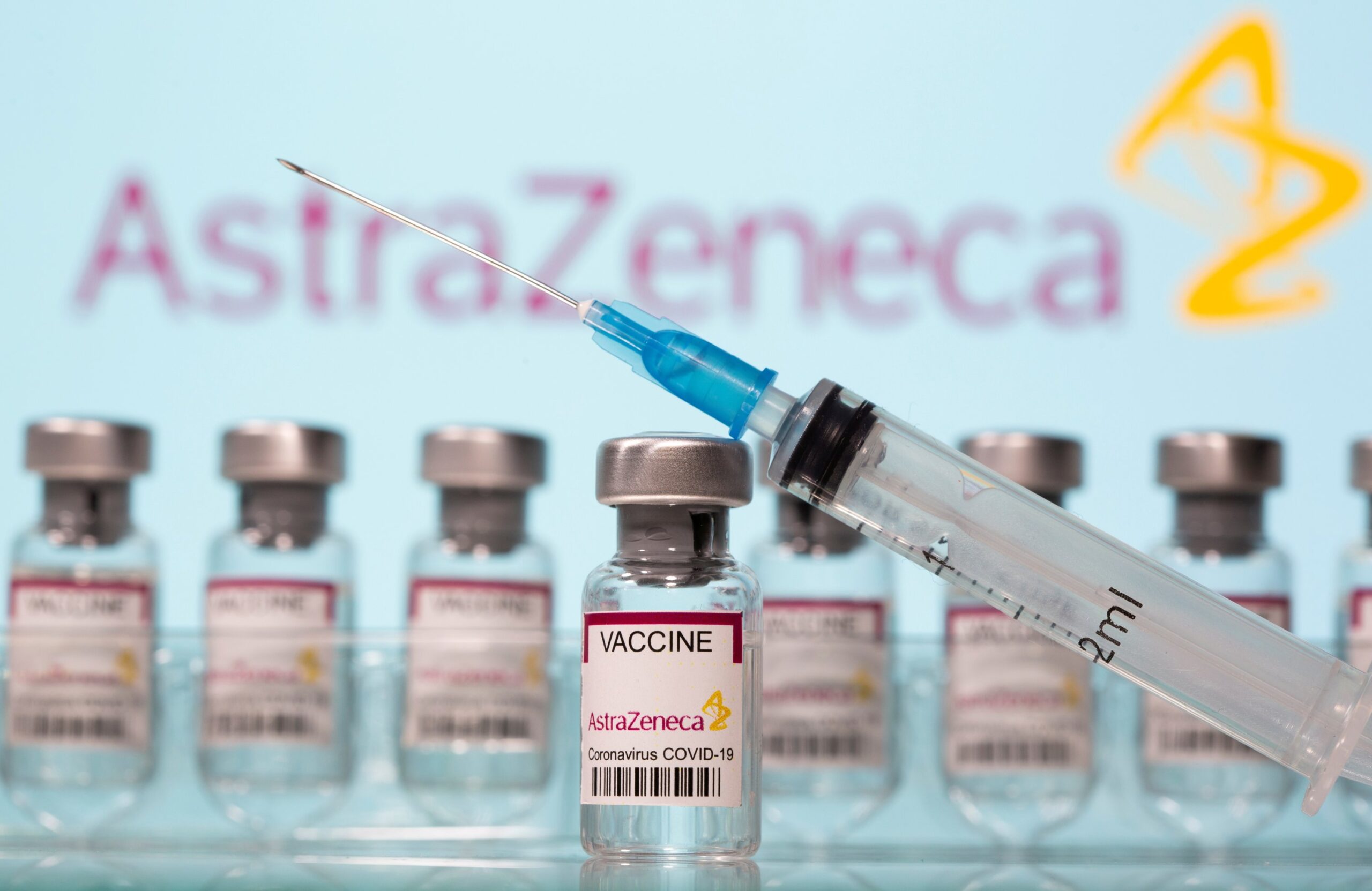 Несмотря на побочные действия. Литва не собирается отказываться от вакцины AstraZeneca