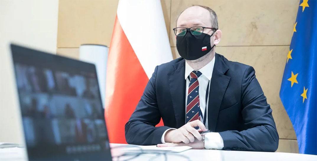 МИД Польши оставляет за собой право ответить на высылку польских дипломатов
