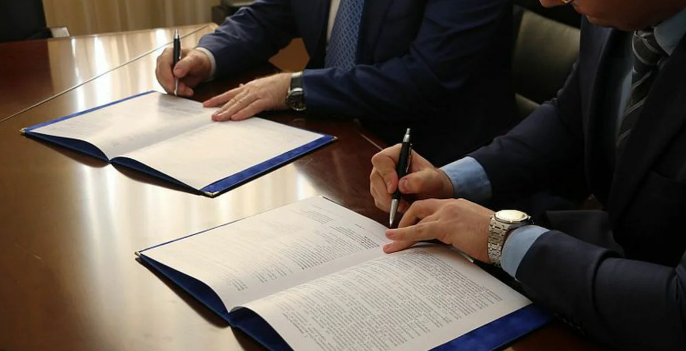 Президенты Беларуси и Азербайджана подписали ряд соглашений