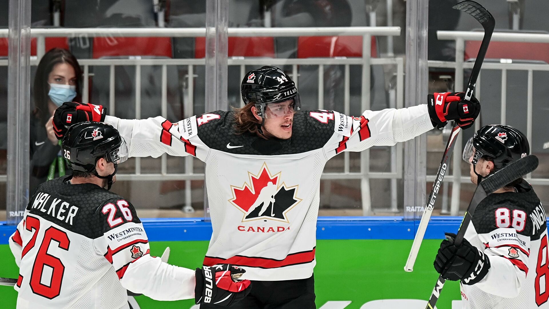 На сколько побед больше одержала сборная канады. ЧМ хоккей 2021 сборная Канады. Ник пол Канада хоккеист. Ник пол Оттава.