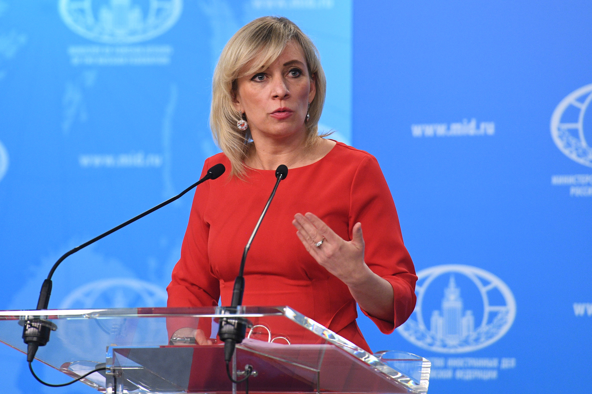 Захарова прокомментировала введение санкций против Беларуси