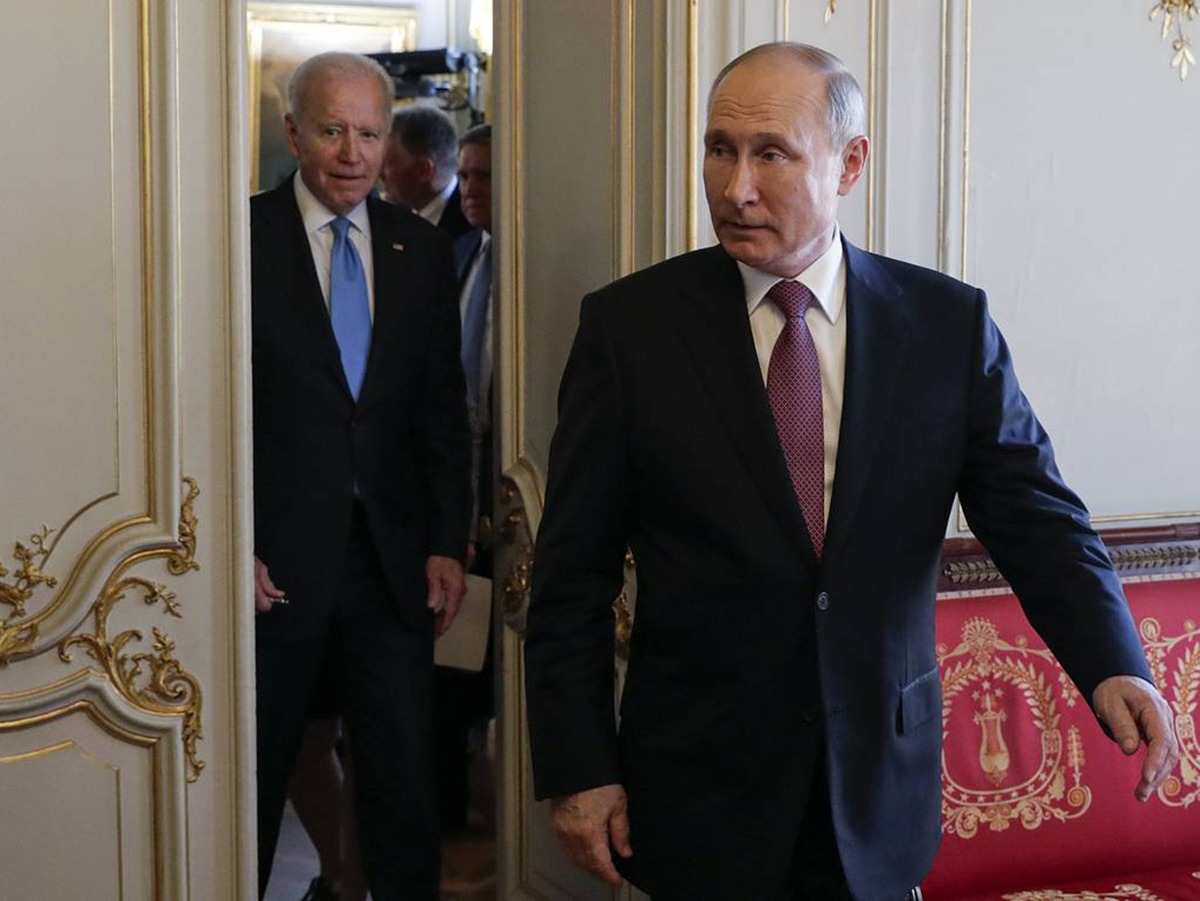 Россия заинтересована в получении гарантий, исключающих расширение НАТО в восточном направлении - Путин