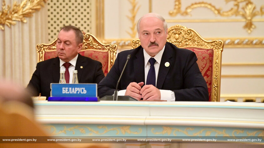 Президент считает, что конкуренция между Западом и Китаем может сломать систему международных отношений