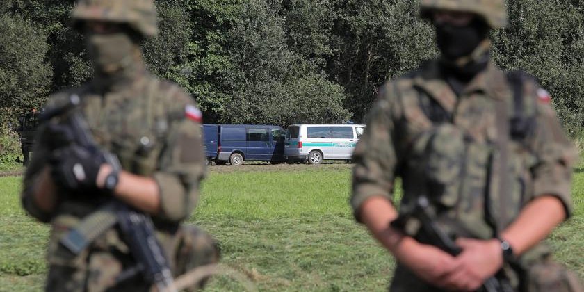 СМИ сообщают, что Польша может ввести режим ЧП на границе с Беларусью уже сегодня
