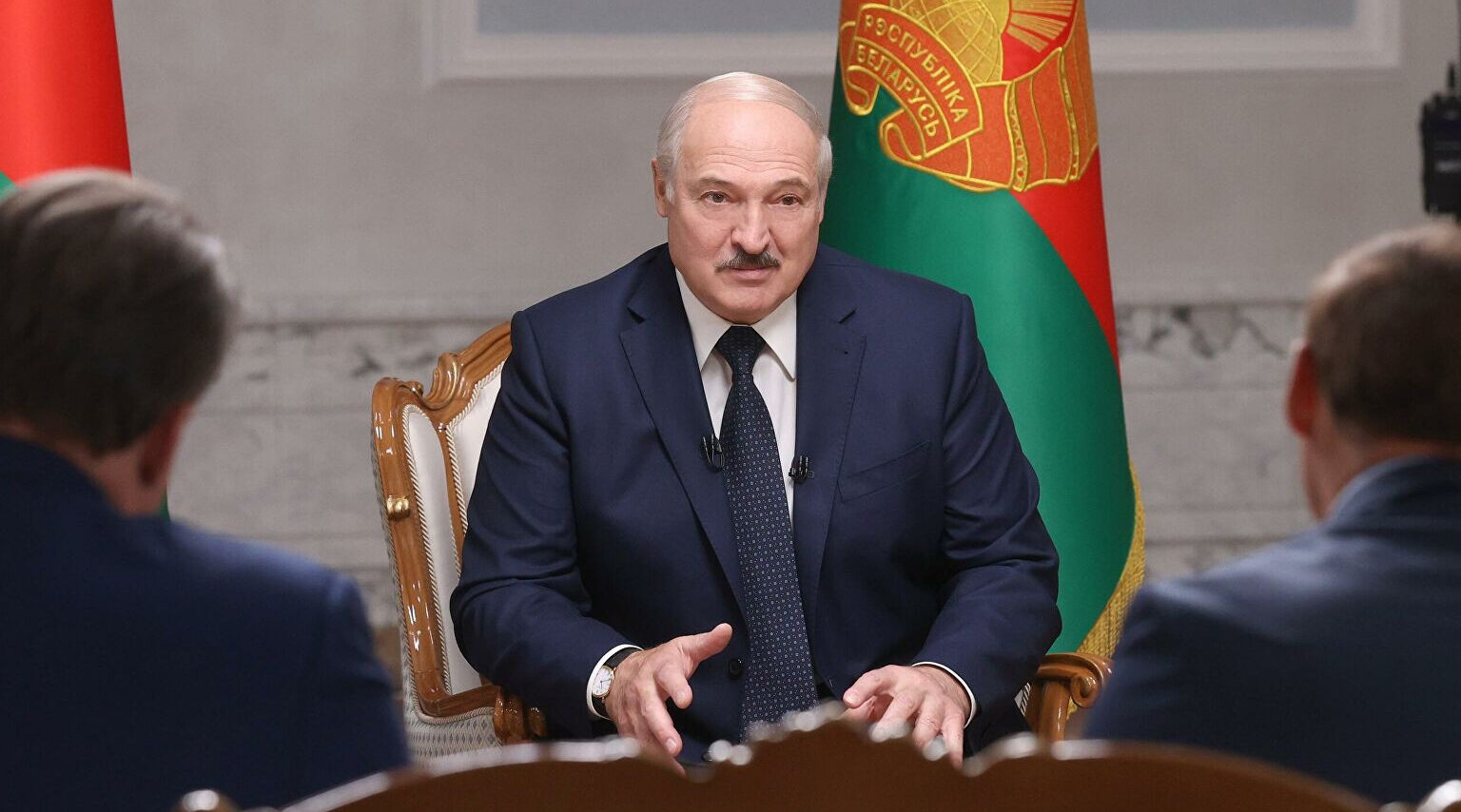 Я не хочу воевать, но и не хочу, чтобы белорусы стояли на коленях - Лукашенко