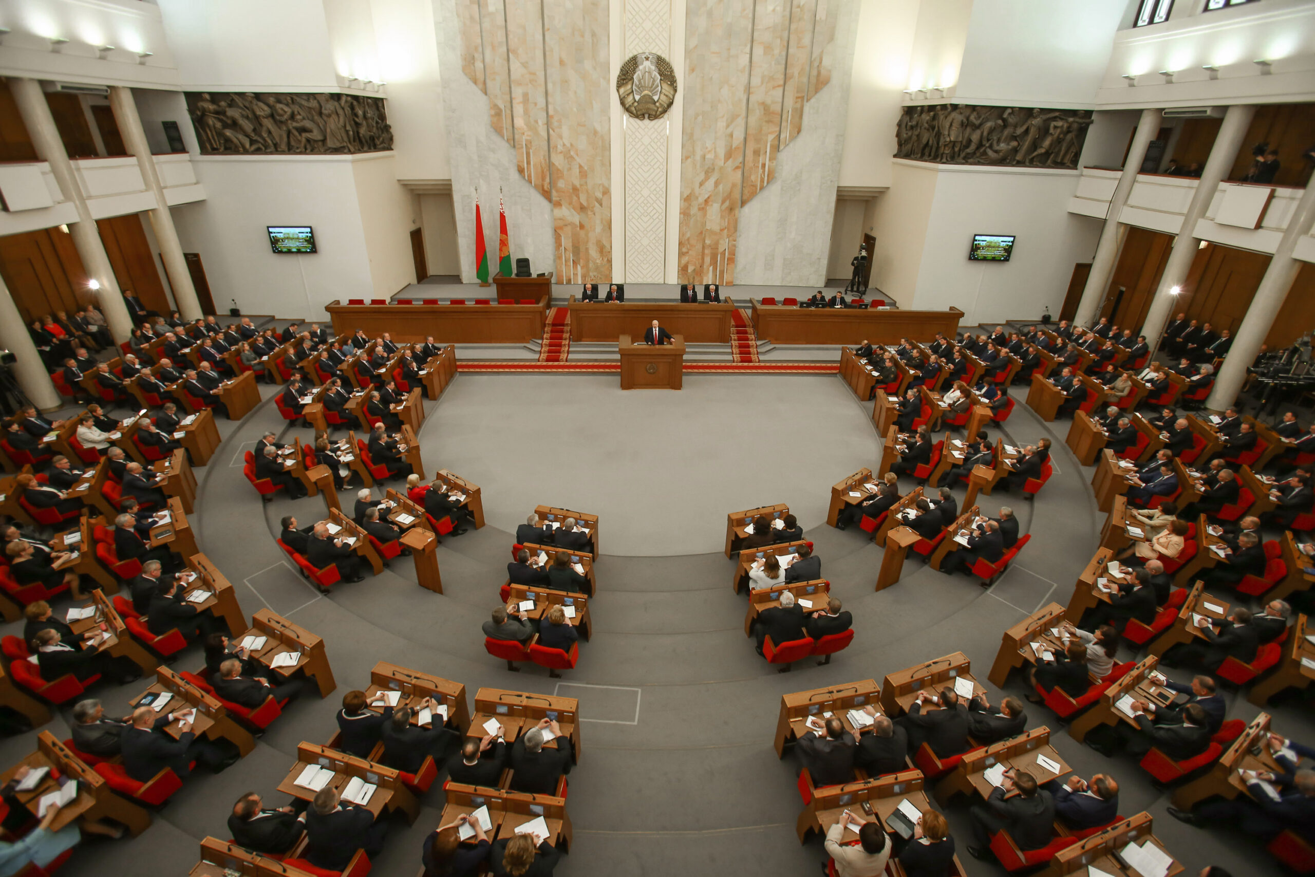Парламент рассмотрит закон "О геноциде белорусского народа"