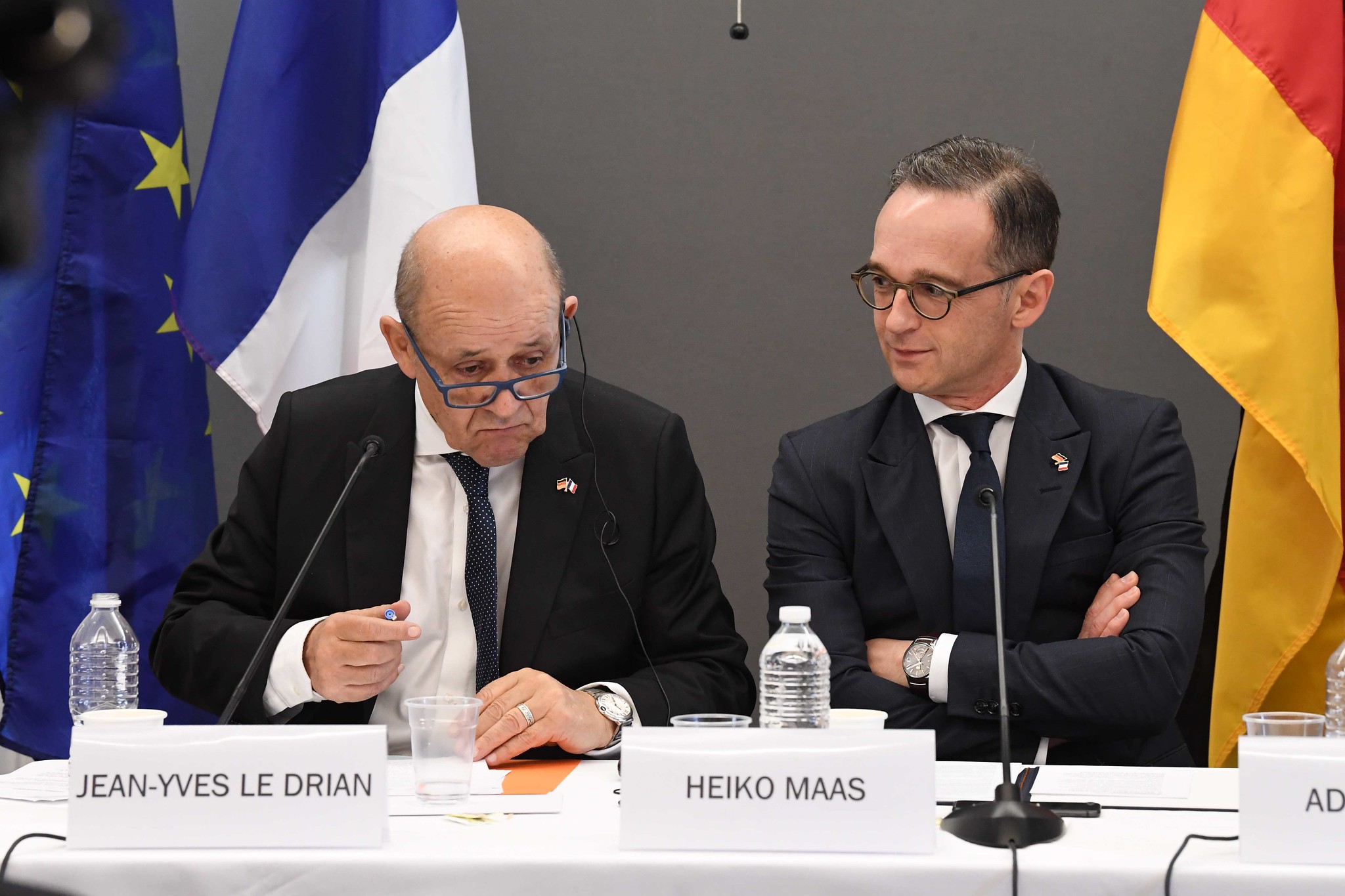 Министры иностранных дел Франции и ФРГ призвали Польшу соблюдать правила ЕС