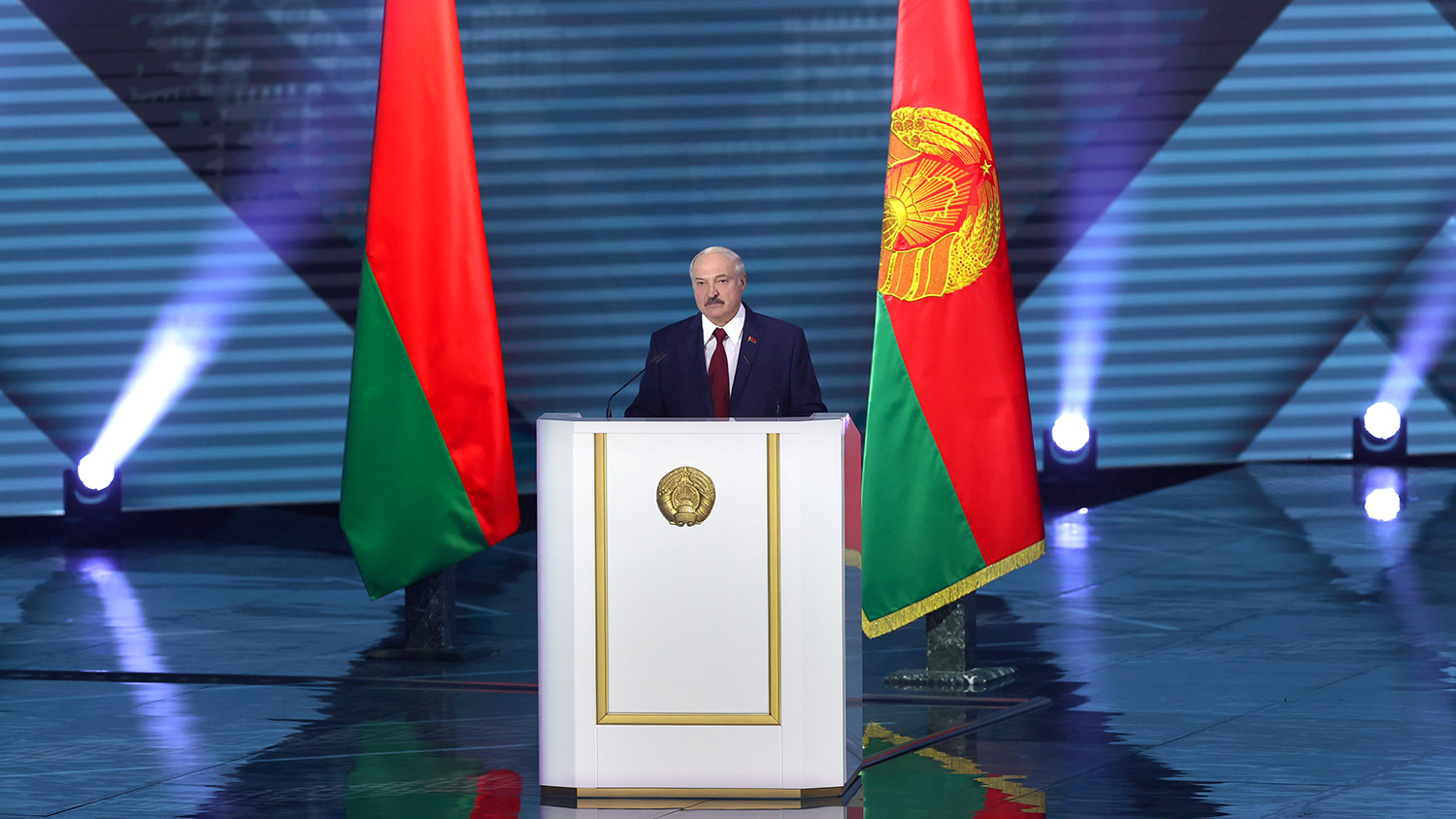 Запад хочет утопить российско-украинские отношения - Лукашенко