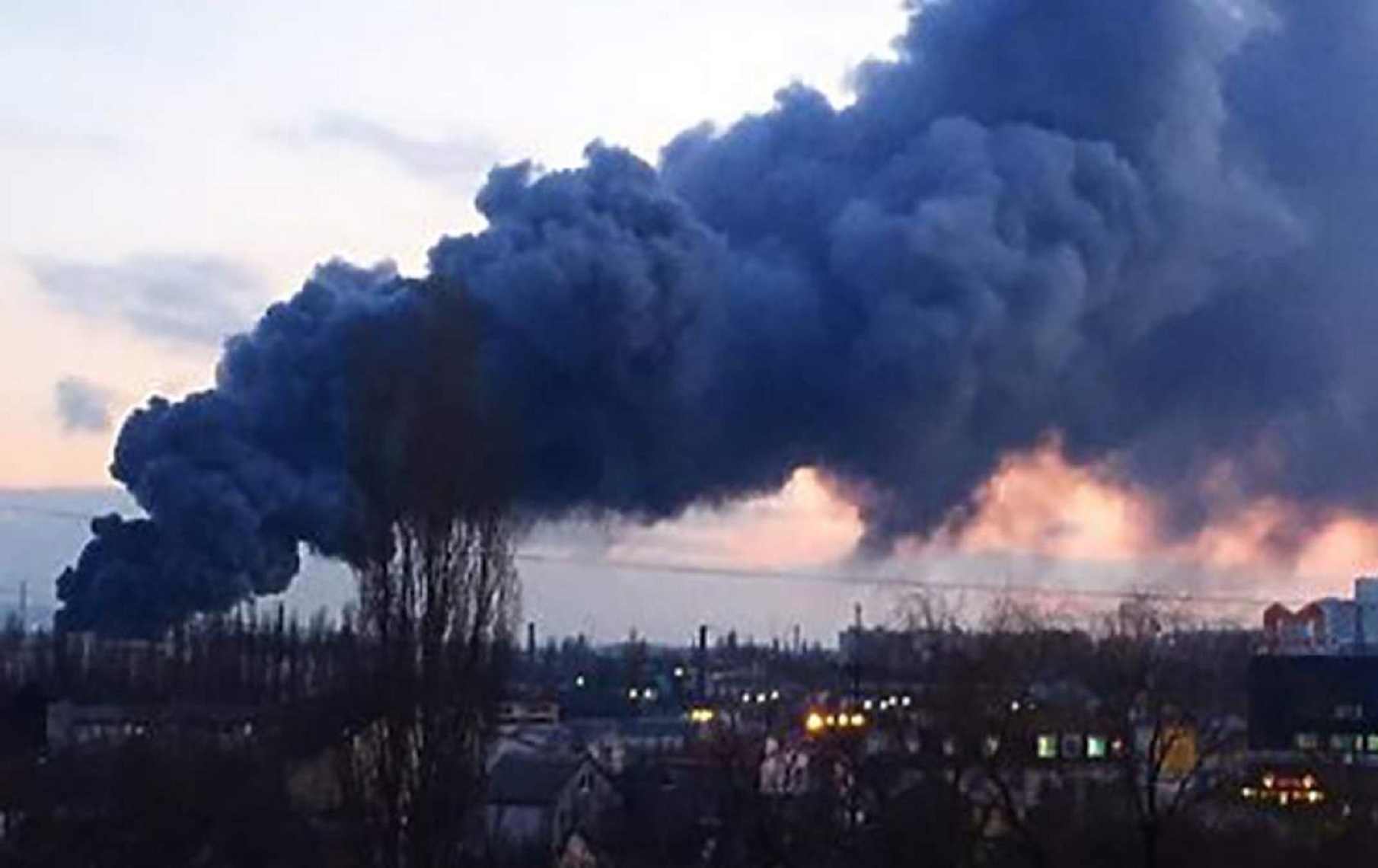 Где бомбили курская область. Взрывы на Украине. Взорванные объекты Украина.