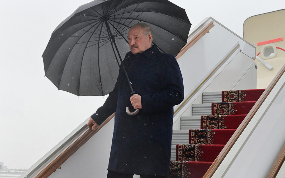 Александр Лукашенко вылетел в Москву на переговоры с Владимиром Путиным