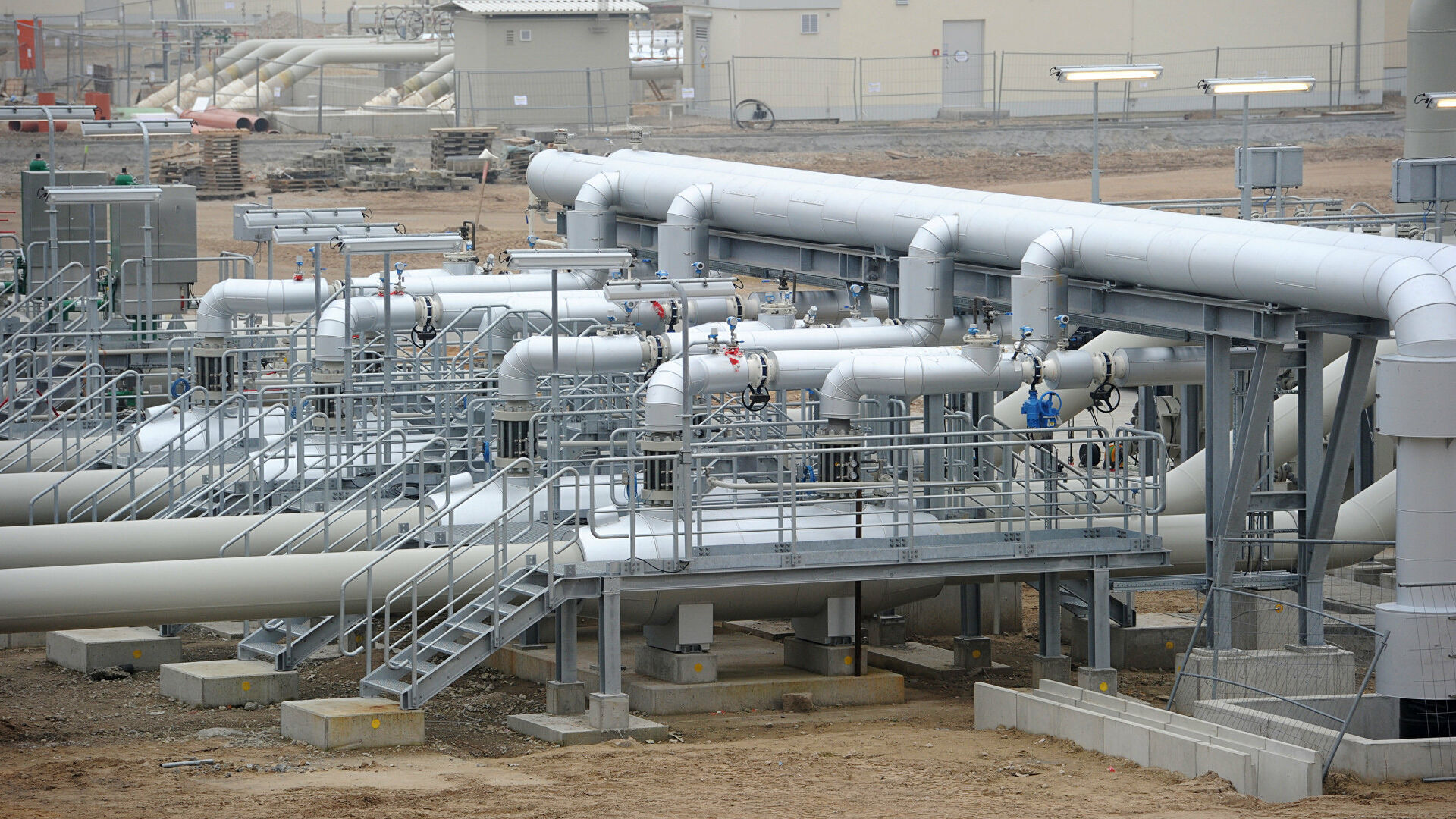 Германия предупреждает о нехватке газа следующей зимой