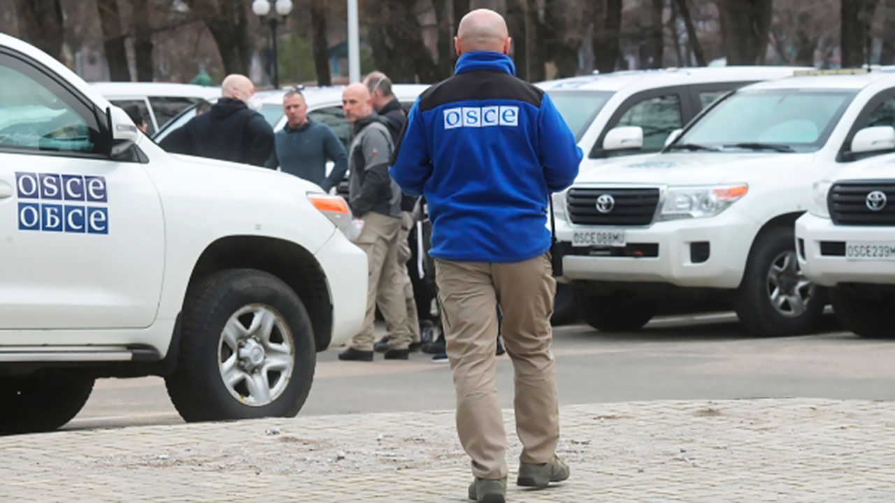 ТАСС: все машины ОБСЕ покидают Донецк