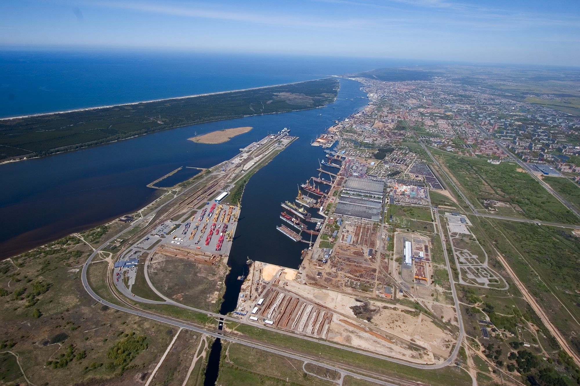 В Литве заявили, что СПГ-терминала в Клайпеде для обеспечения газом стран Балтии не хватит
