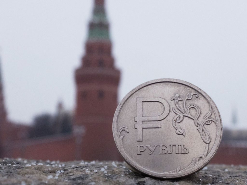 Что будет с российским рублем в новой мировой финансовой системе?