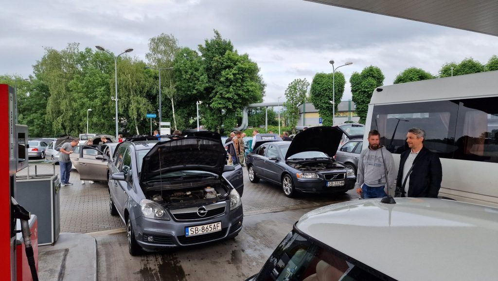 Политика Варшавы по ослаблению России выходит полякам боком