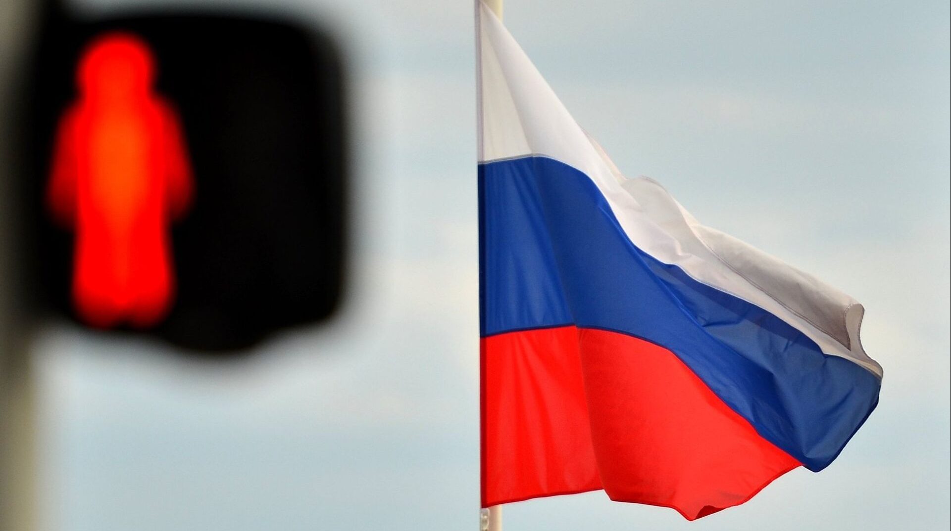 Экономика России выдержала санкции благодаря историческому опыту, Центробанку и нефти - Economist