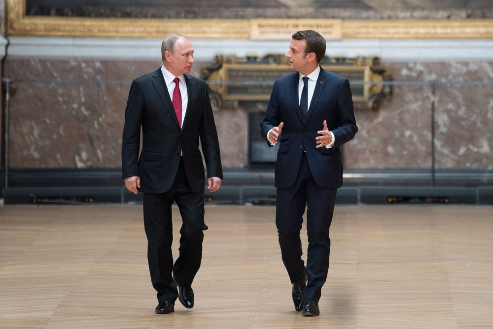 Путин и Макрон впервые с мая провели телефонный разговор