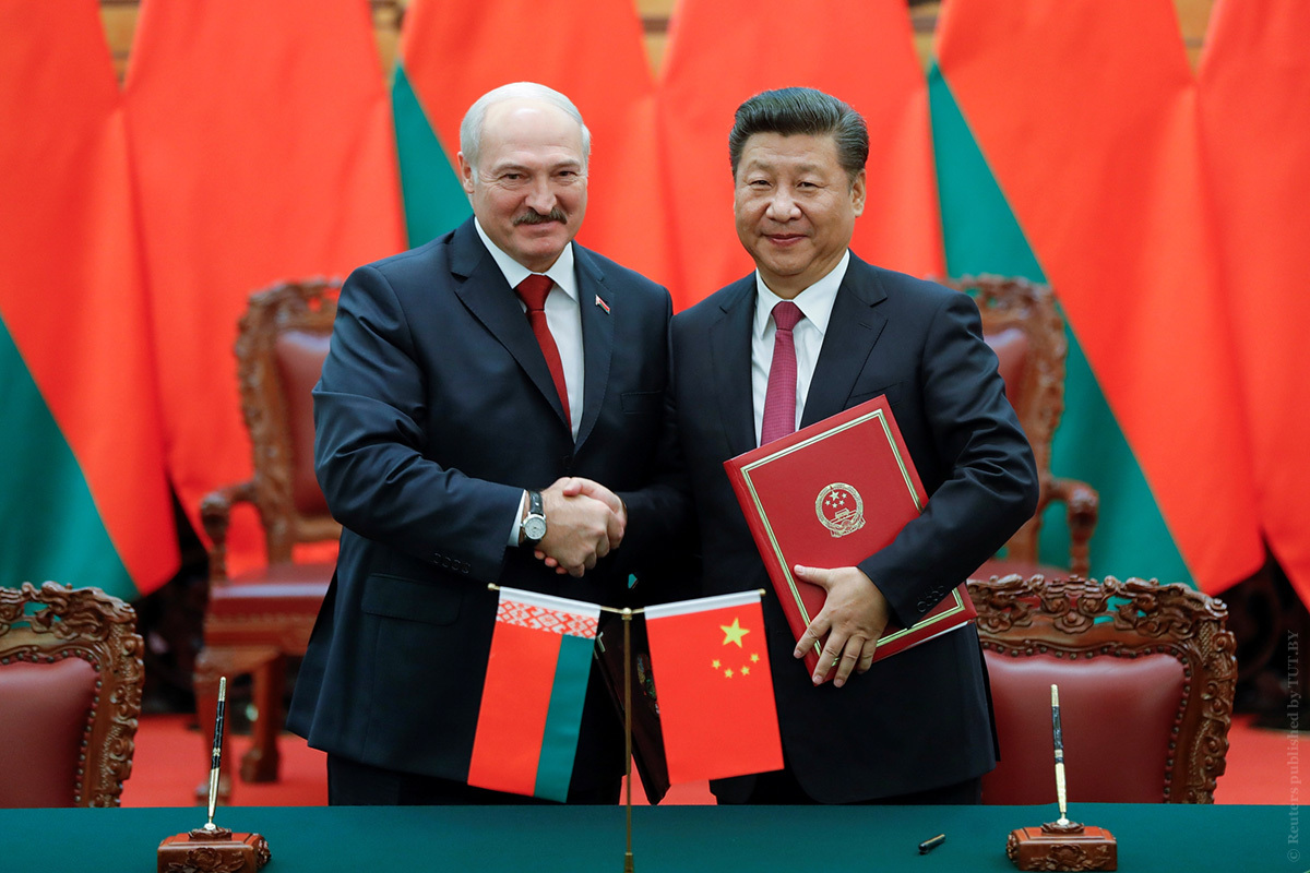 Беларусь и КНР повысили уровень отношений до железного братства - Лукашенко