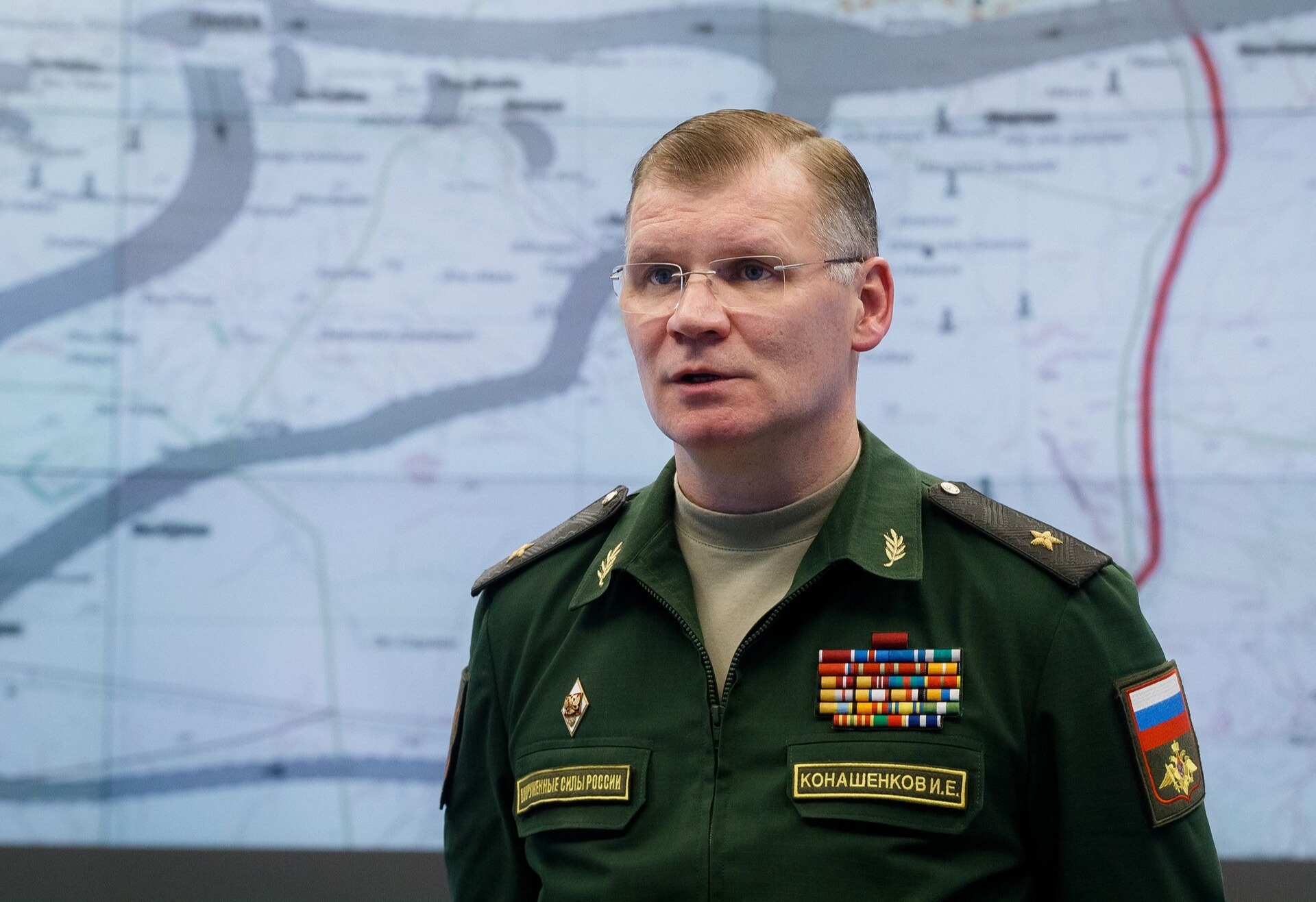 Минобороны РФ заявило о завершении переброски войск на левый берег Днепра