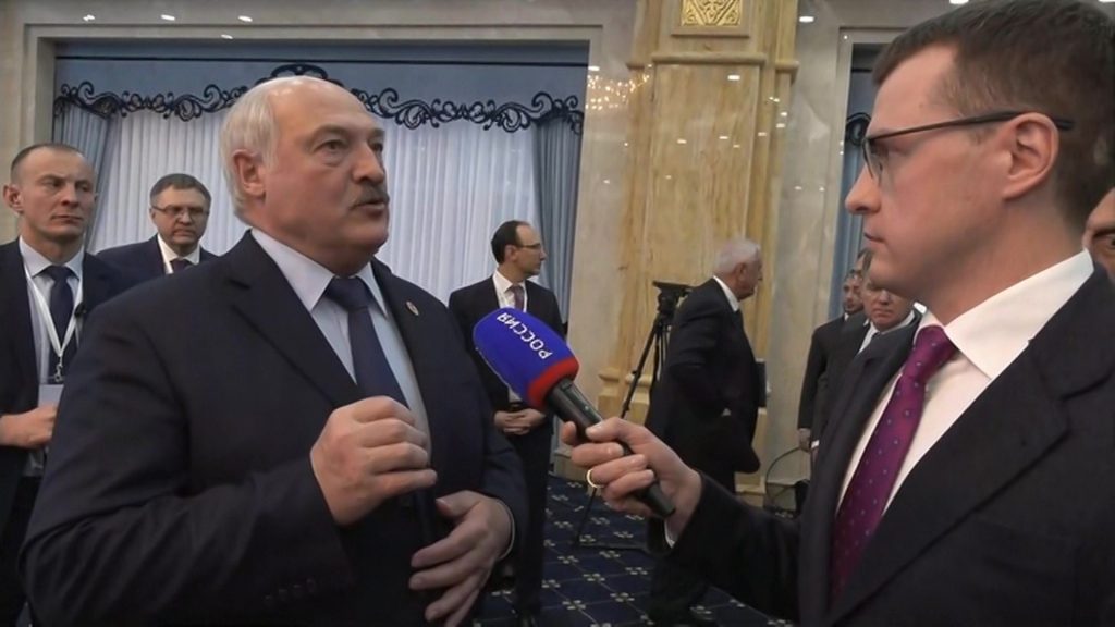 Лукашенко призвал кооперироваться и создавать современные производства