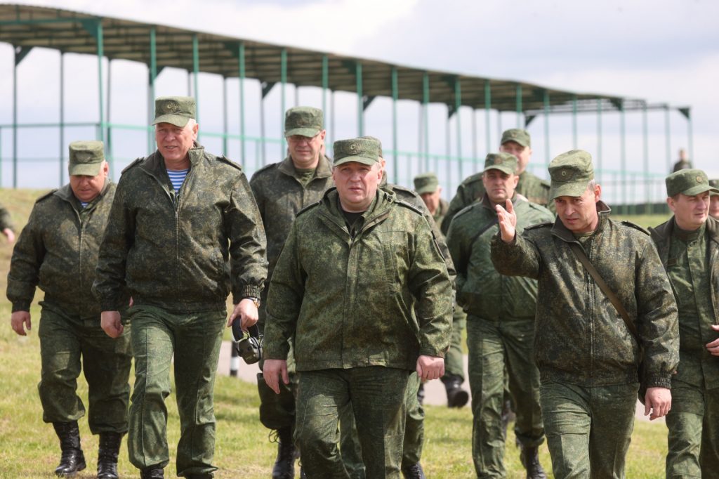 В Беларуси сформируют отряды народного ополчения