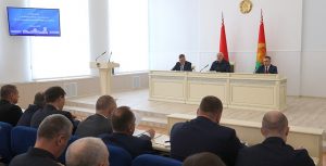 Лукашенко провел встречу с руководством Гомельской области