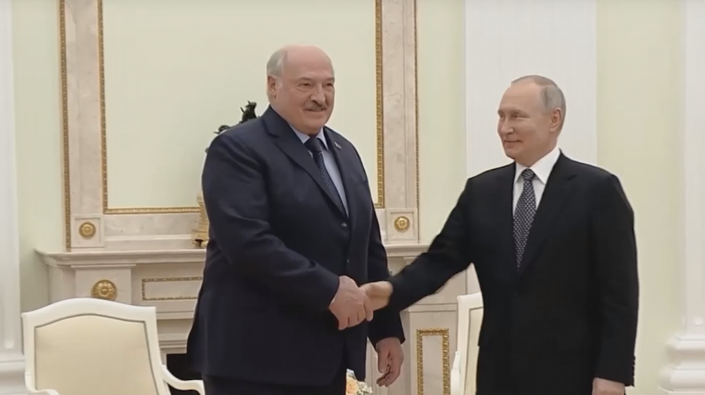 Лукашенко на переговорах с Путиным: мы все преодолеем, надо немного времени