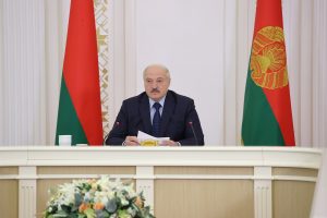 Лукашенко: количество попыток проникновения диверсантов на территорию РБ растет