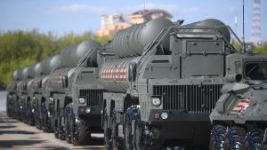 В ВС Беларуси поставлен очередной зенитный ракетный комплекс С-400