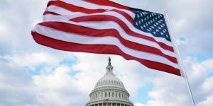 Политолог: США хотели бы, чтобы весь мир расплачивался за их империю