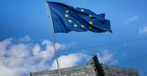 Еврокомиссия продлила запрет импорта зерна с Украины