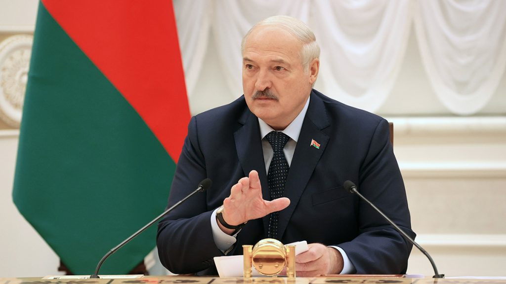 Лукашенко о размещении ядерного оружия США в Польше: не испытывайте наше терпение