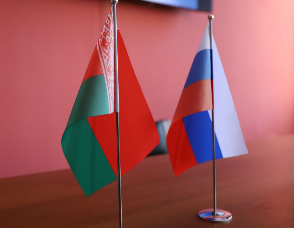 Мезенцев: Россия и Белоруссия едины в ответе Западу
