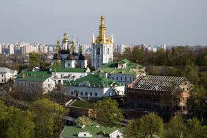 Монахов Киево-Печерской лавры готовы приютить в Беларуси