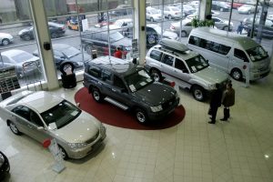 Продажи новых легковых авто в РБ уменьшились почти на четверть