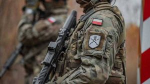 Польша намерена разместить на границе с Беларусью 10 тысяч военных