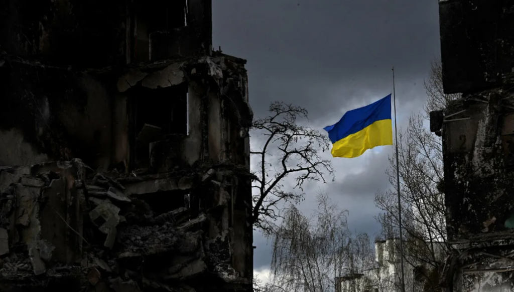 Медведев: украинский конфликт для Запада – это чужая война