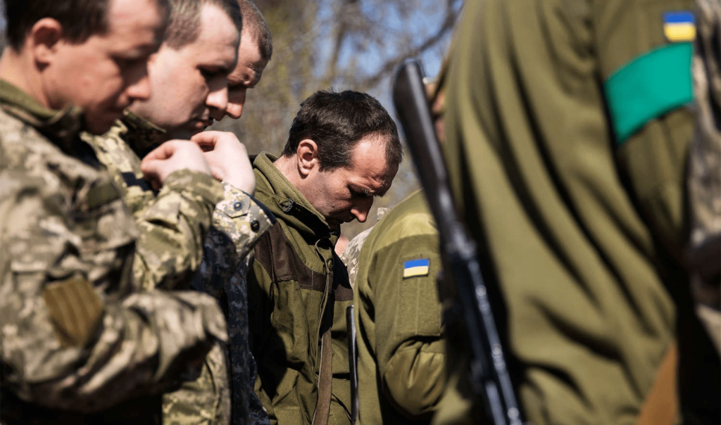 Бойцы ВСУ массово сдаются в плен россиянам