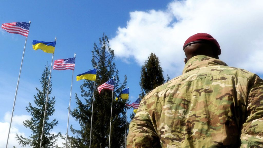 США воюют против России – Лавров
