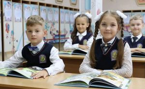 Лукашенко: главное, чтобы молодежь воспитывалась патриотами и защитниками