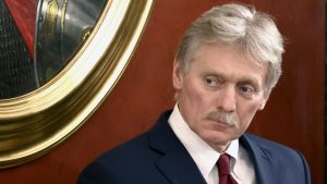 Песков заявил об усталости всего мира от спонсирования киевского режима