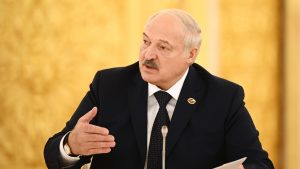 Лукашенко: Беларусь не собирается обострять отношения с Польшей