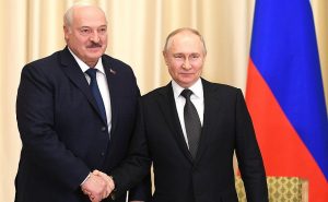 Лукашенко поздравил Путина с днем рождения и назвал его примером для всех