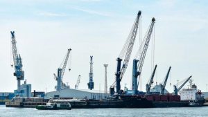 Минск заинтересован в потенциале портов Крыма - посольство РБ
