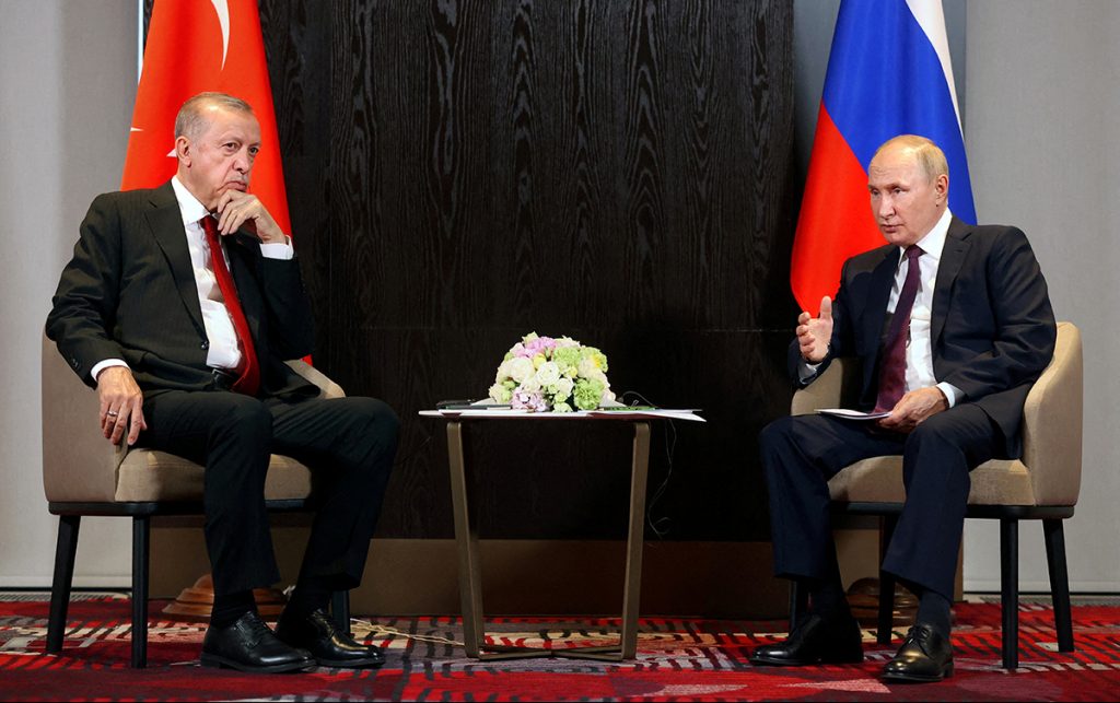 Путин и Эрдоган обсудили «тревожный конфликт»