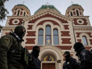 Рада намерена рассмотреть проект закона о запрете деятельности УПЦ в Украине
